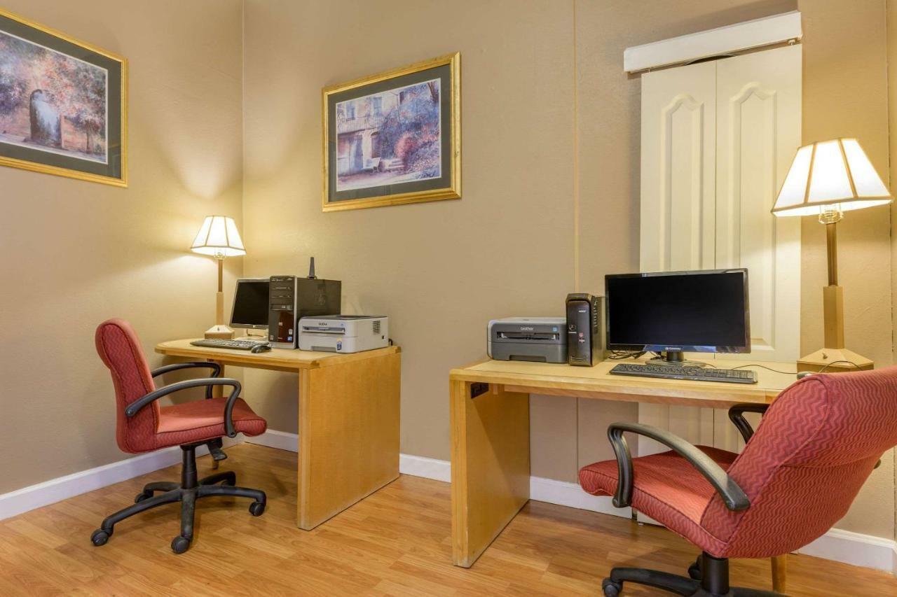 Inn At Lebanon - Hershey & Manheim Area מראה חיצוני תמונה