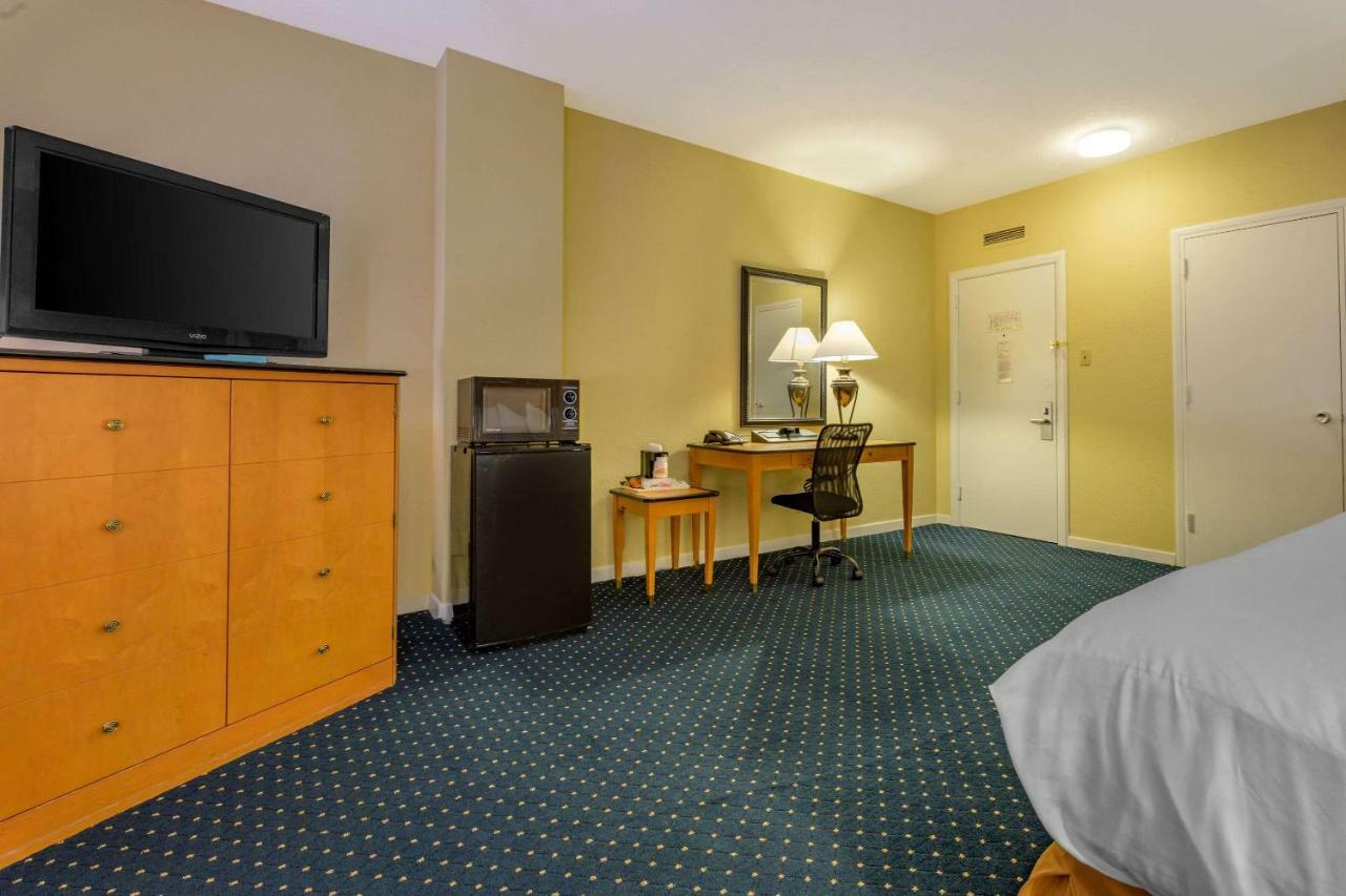 Inn At Lebanon - Hershey & Manheim Area מראה חיצוני תמונה